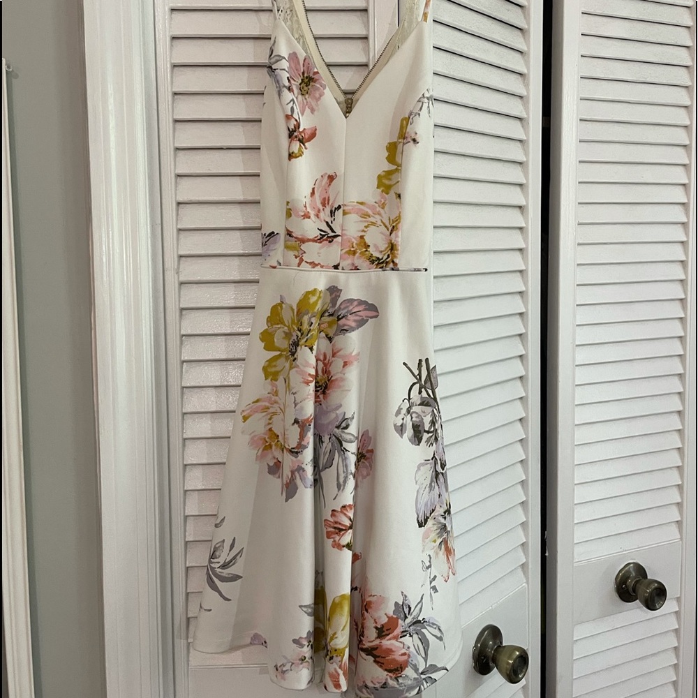 floral lace back dress